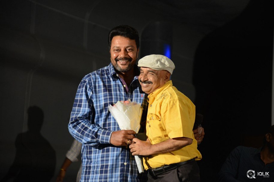 Garam-Movie-Release-Date-Press-Meet